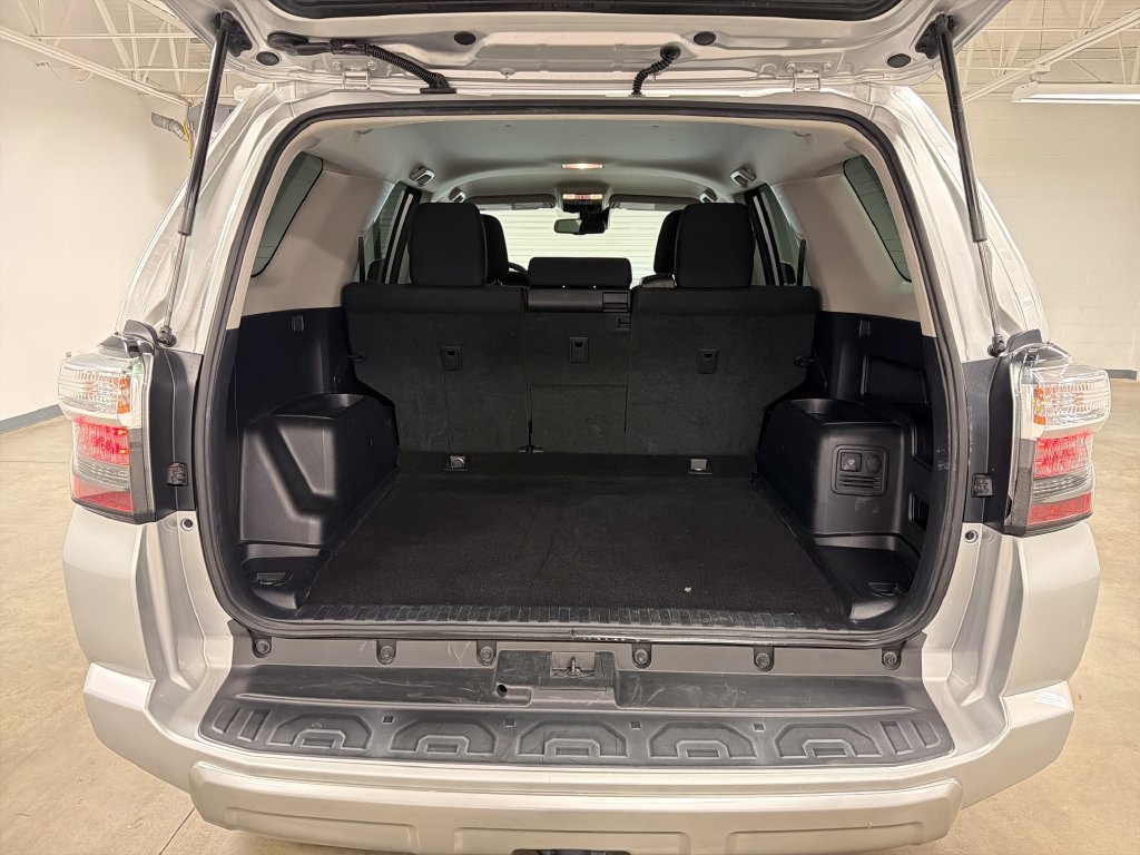 Used 2023 Toyota 4Runner TRD Off-Road AWD/4WD image 18