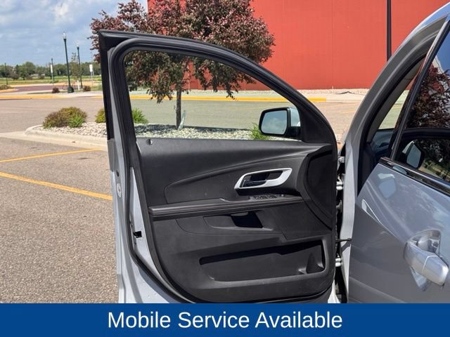 Used 2011 Chevrolet Equinox LT w/ Cargo Management Package FWD image 5