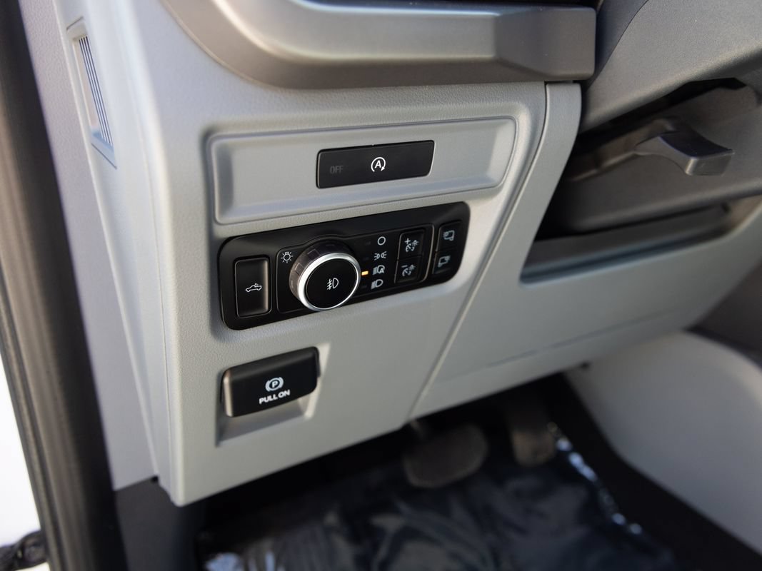 Used 2025 Ford F150 XLT w/ Equipment Group 302A MID AWD/4WD image 14