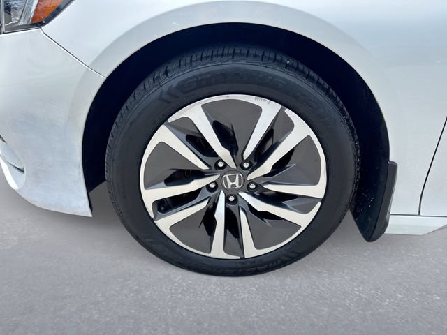 Used 2018 Honda Accord Touring image 10