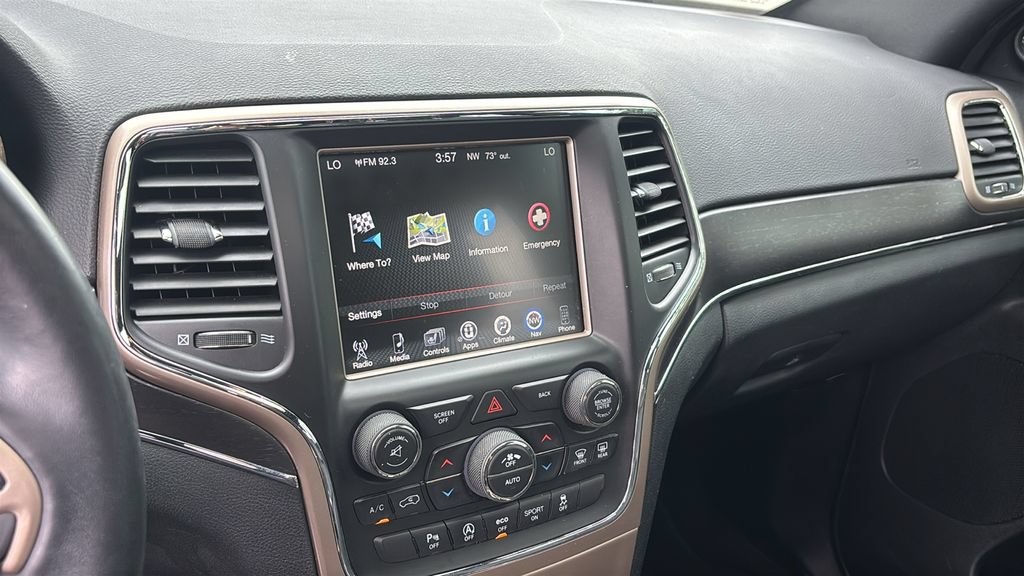 Used 2016 Jeep Grand Cherokee Limited AWD/4WD image 19