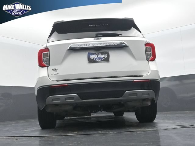 Used 2024 Ford Explorer XLT w/ Equipment Group 202A RWD image 22