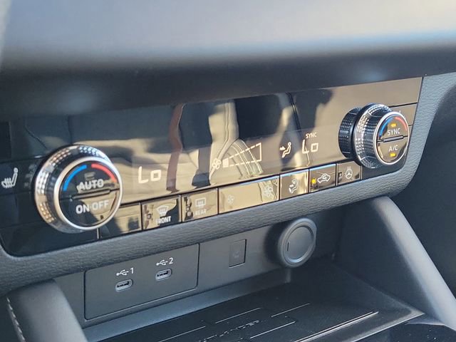 New 2026 Mitsubishi Outlander SE image 32