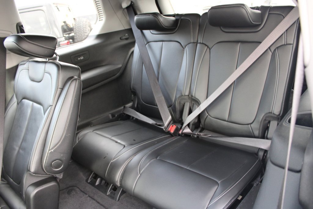 Used 2021 Jeep Grand Cherokee L Limited image 27