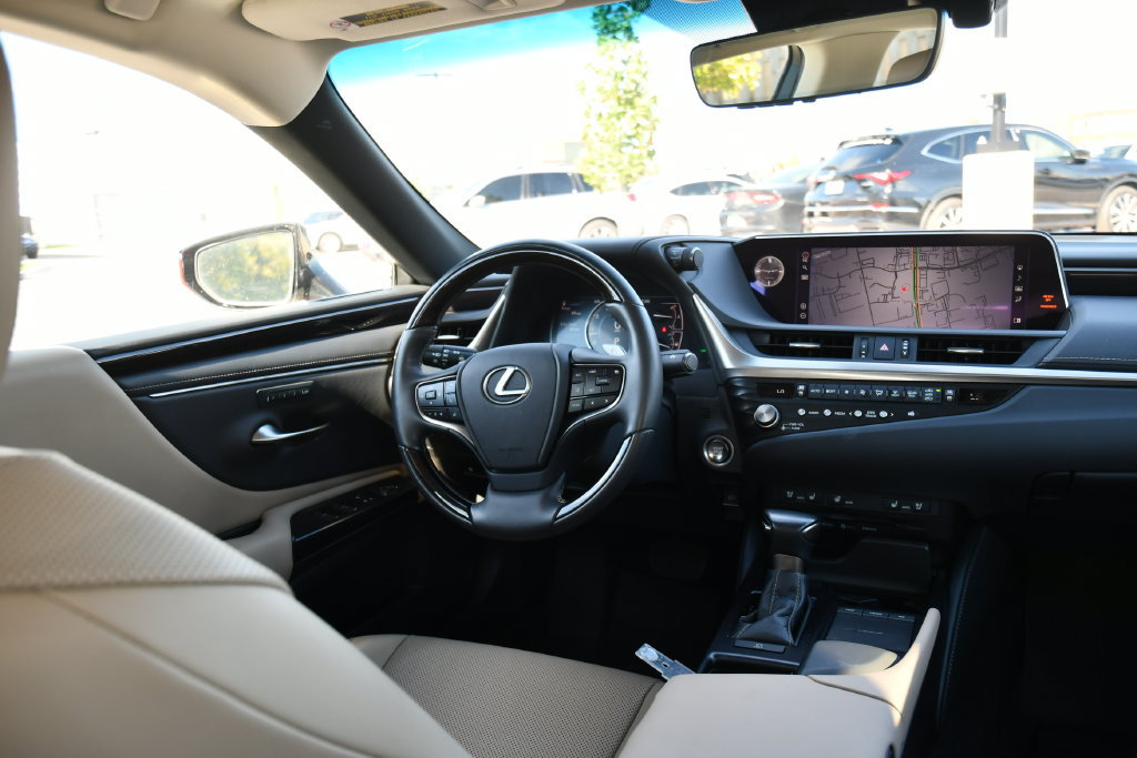 Used 2021 Lexus ES 350 w/ Premium Package FWD image 22