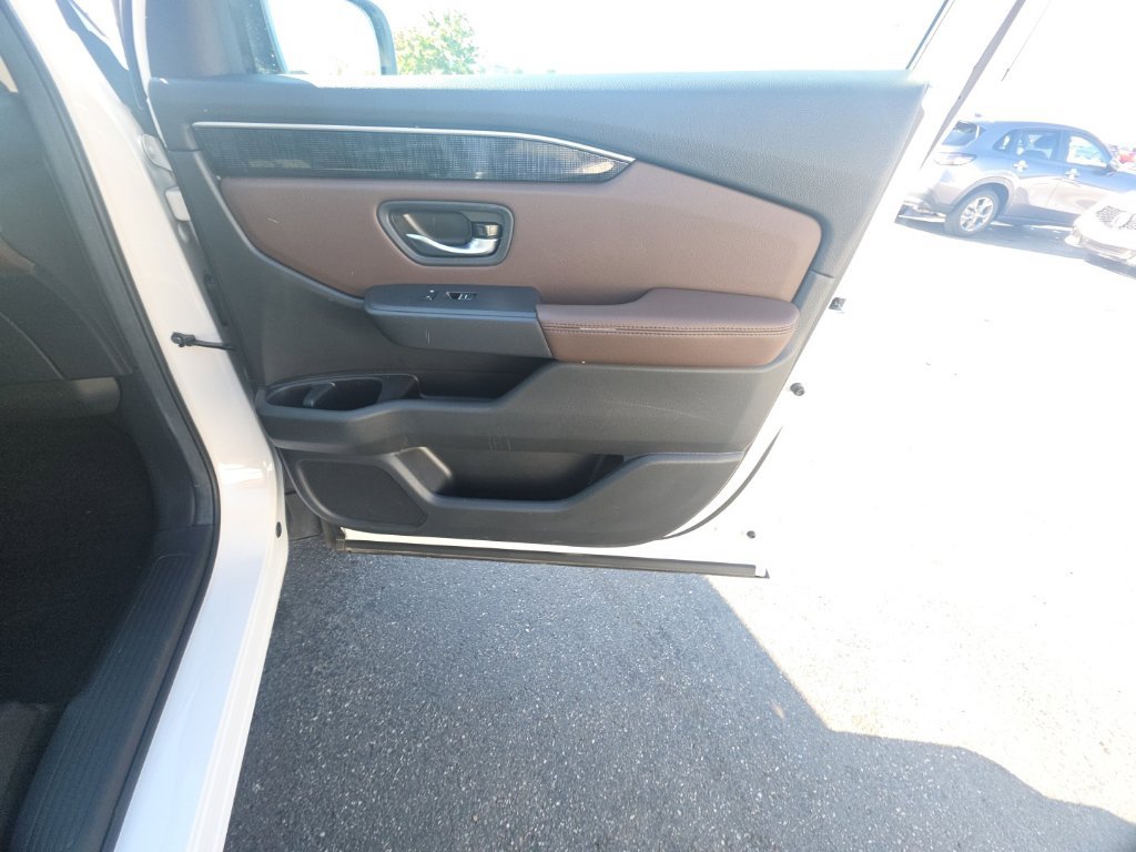 Certified 2025 Honda Pilot Elite image 33