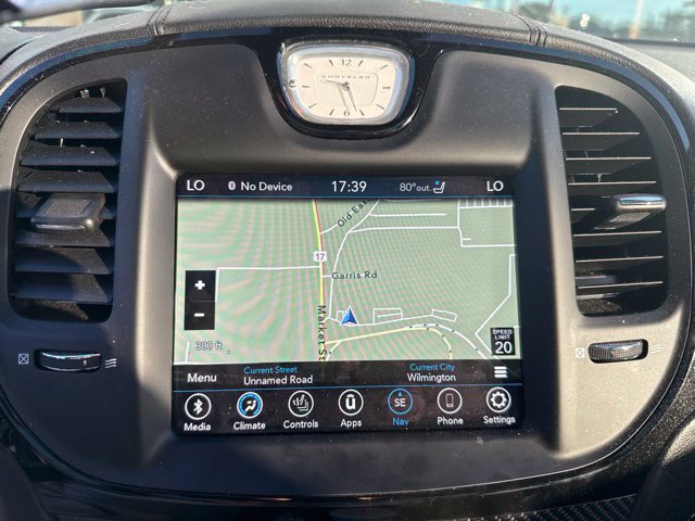Used 2023 Chrysler 300 C RWD image 10