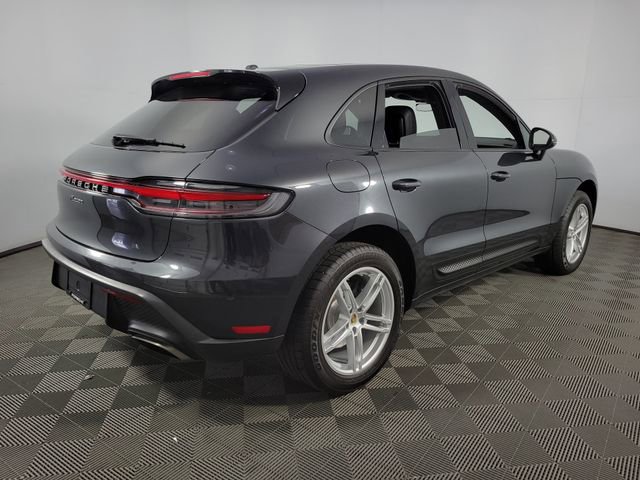 Used 2024 Porsche Macan image 8