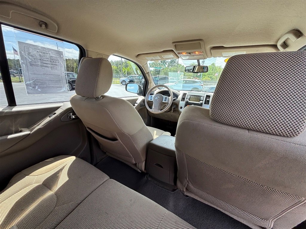 Used 2016 Nissan Frontier SV w/ SV Value Truck Package image 18