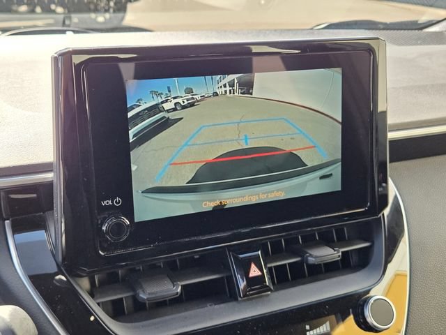 Used 2025 Toyota Corolla SE w/ Convenience Package FWD image 21