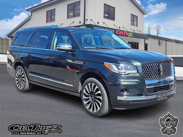 Used 2022 Lincoln Navigator L Black Label image 1