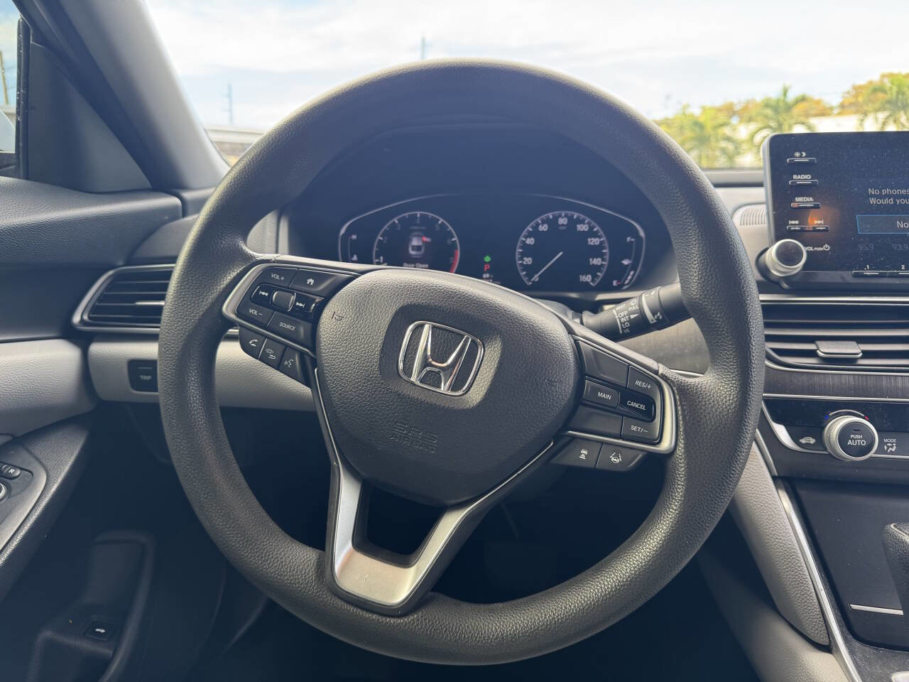 Used 2019 Honda Accord LX image 24