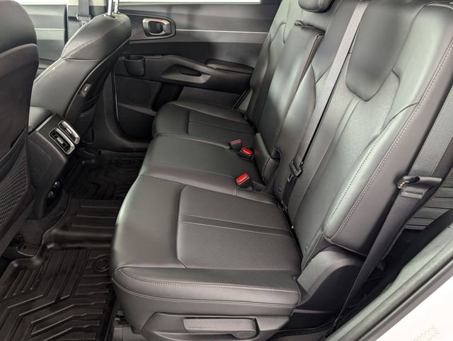Used 2022 Kia Sorento S image 27