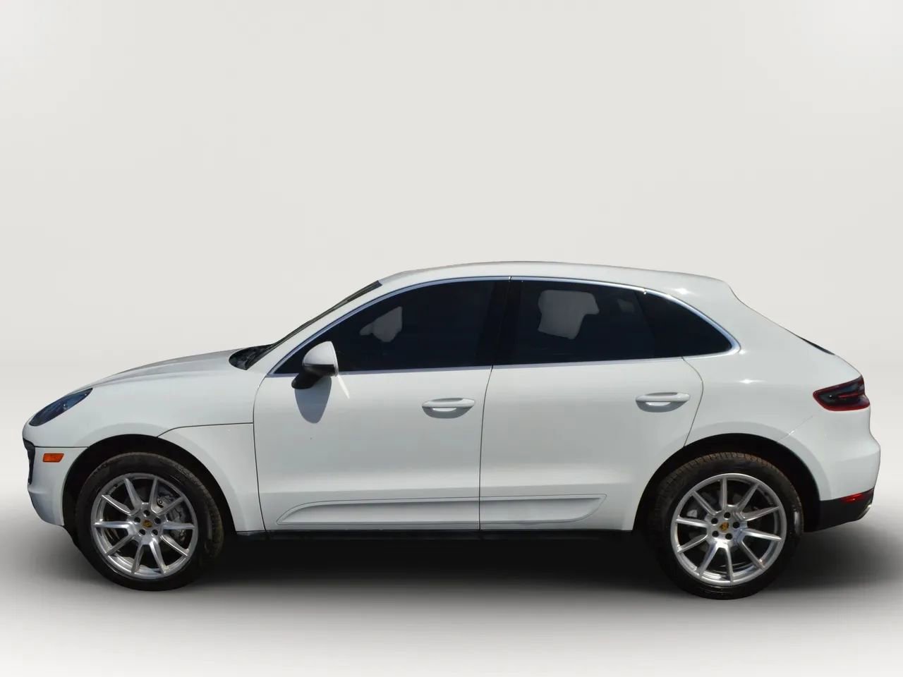Used 2017 Porsche Macan S image 5