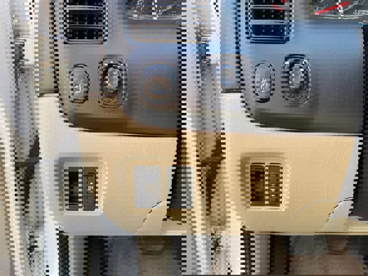 Used 2003 MAZDA Tribute ES image 21