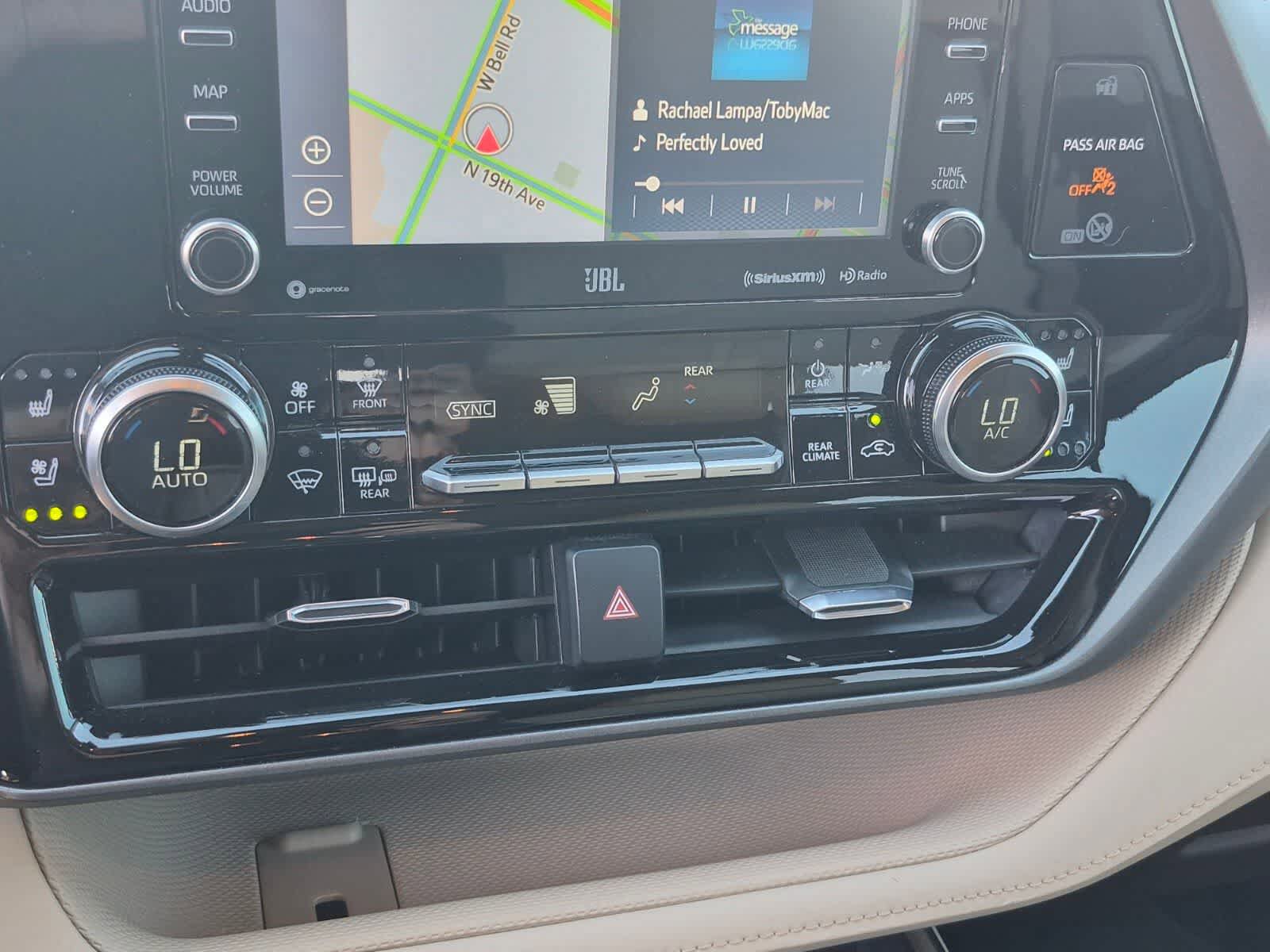 Used 2021 Toyota Highlander Limited FWD image 20