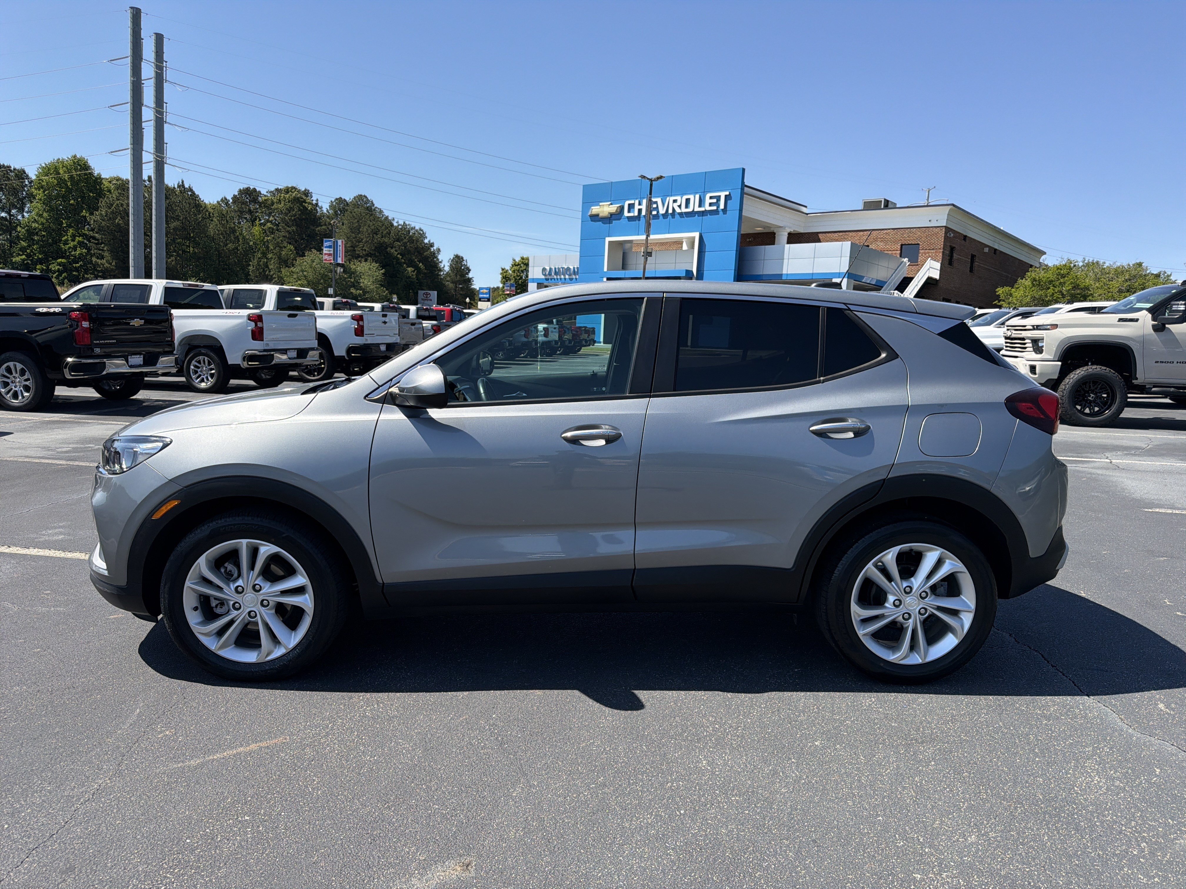 Used 2023 Buick Encore GX Preferred FWD image 8