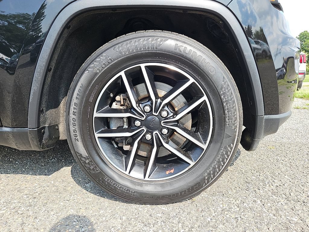 Used 2021 Jeep Grand Cherokee Trailhawk w/ Trailhawk Luxury Group AWD/4WD image 8
