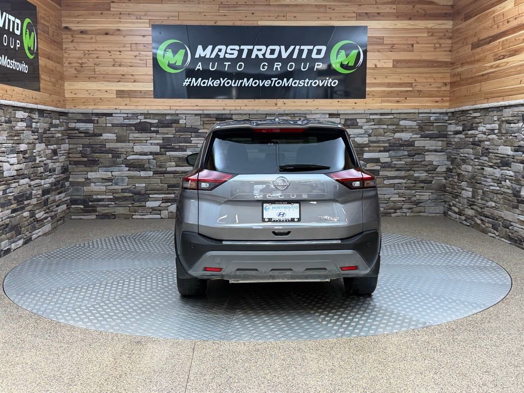 Used 2023 Nissan Rogue SV image 8