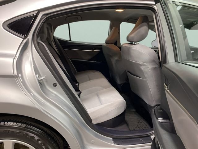 Used 2025 Toyota Camry LE AWD/4WD image 28