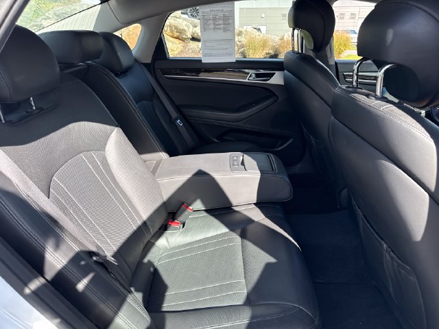 Used 2017 Genesis G80 3.8 AWD/4WD image 14