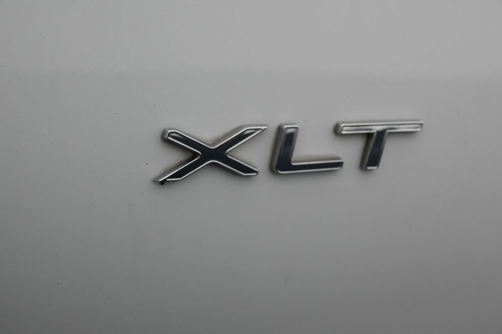 Used 2023 Ford Transit 350 XLT RWD image 26