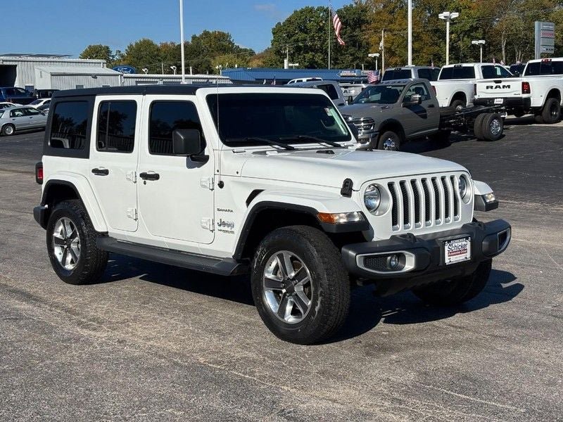 Used 2019 Jeep Wrangler Unlimited Sahara AWD/4WD video 2