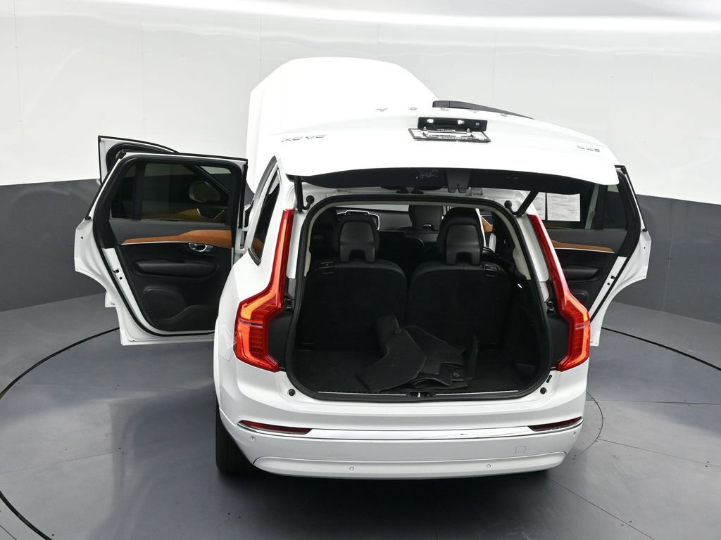 Certified 2024 Volvo XC90 B5 Plus image 40