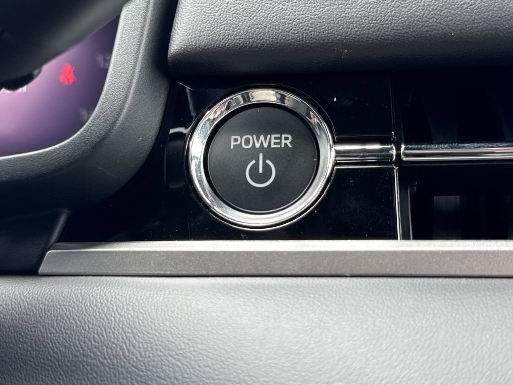 New 2026 Mitsubishi Outlander SEL AWD/4WD image 17