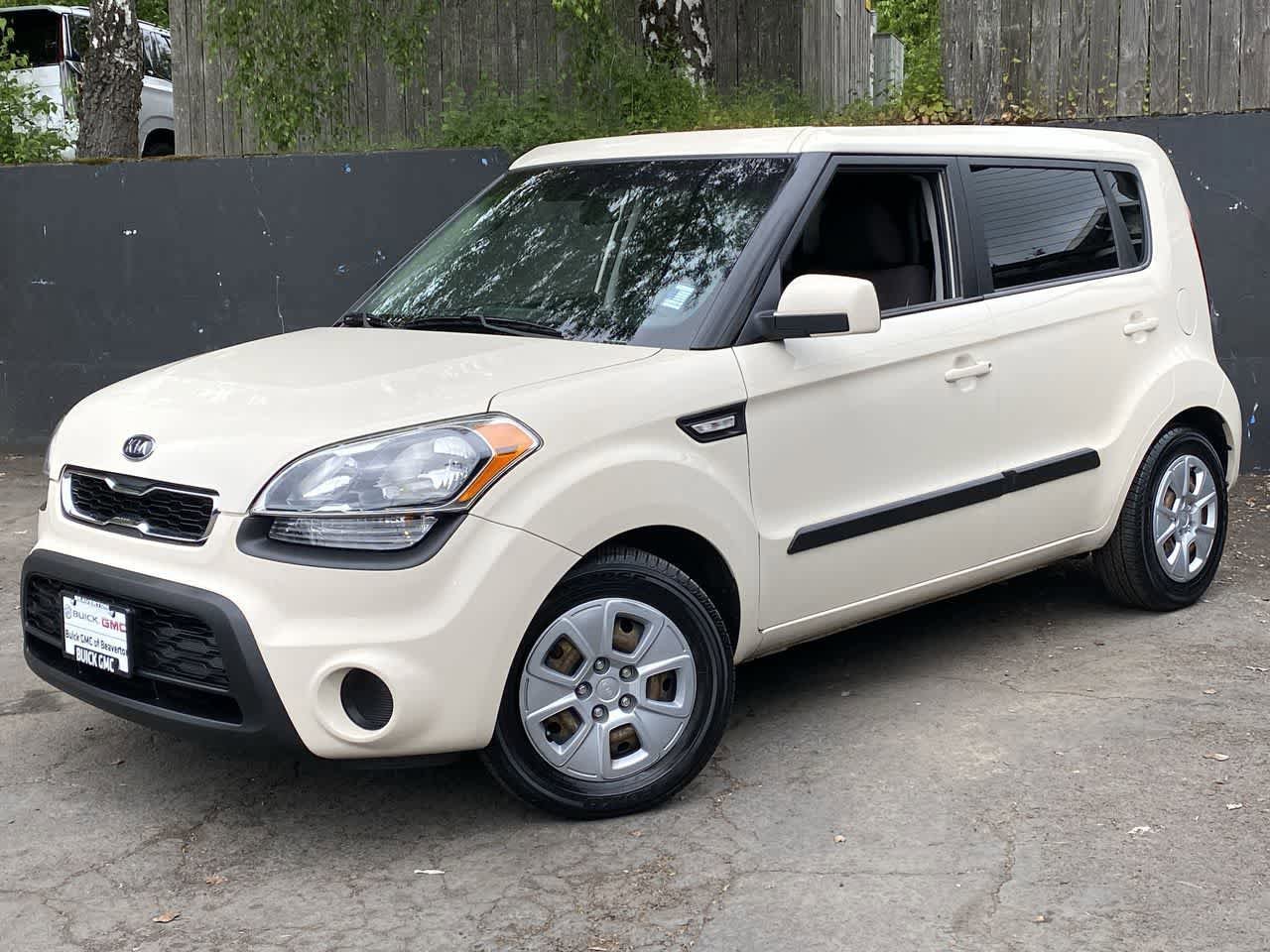 Used 2012 Kia Soul FWD image 1