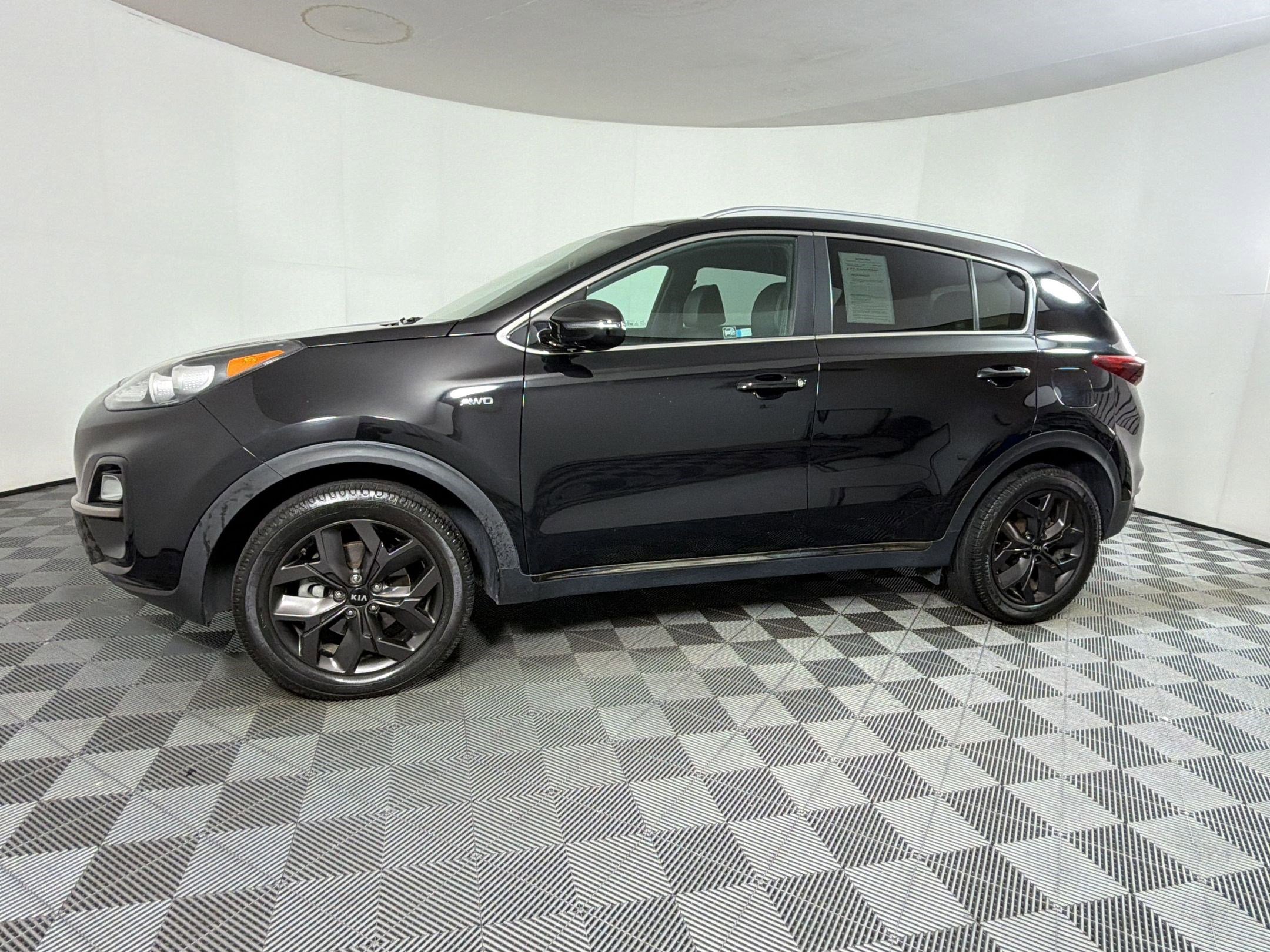 Used 2020 Kia Sportage S AWD/4WD image 2