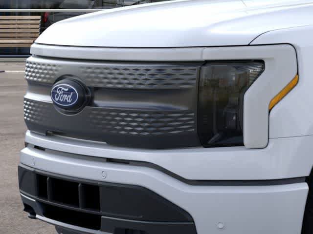 New 2025 Ford F150 Lightning Flash AWD/4WD image 17