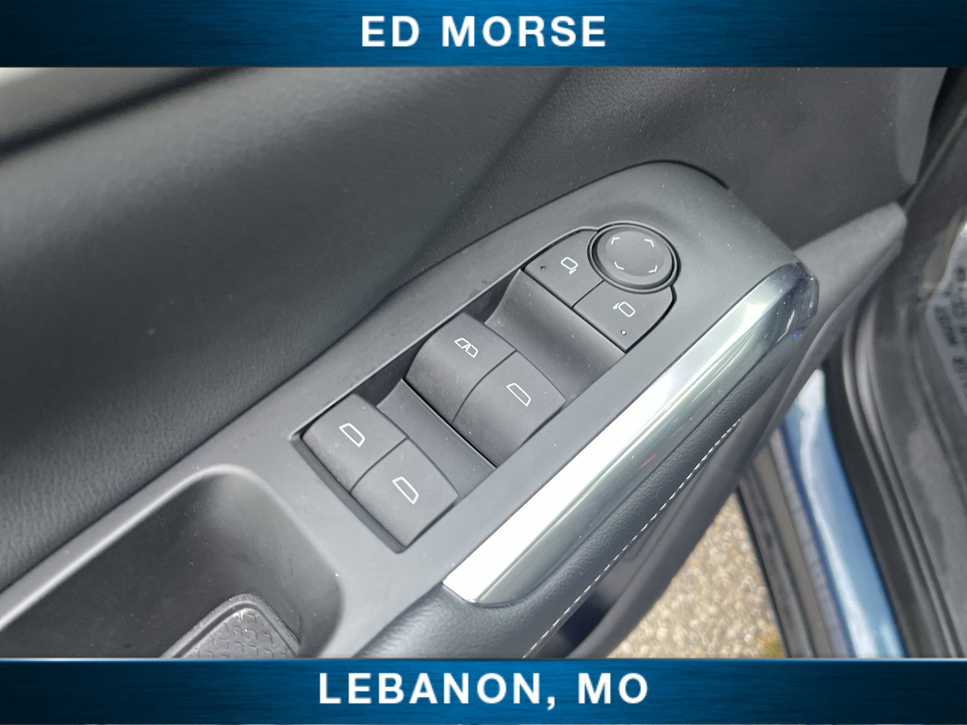 Used 2025 Chevrolet Traverse LT image 22