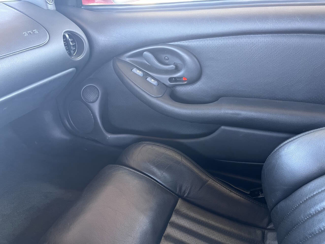 Used 2002 Pontiac Firebird Trans Am RWD image 12