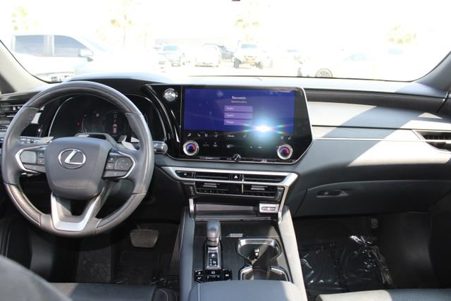 Certified 2024 Lexus RX 350 w/ Convenience Package image 10