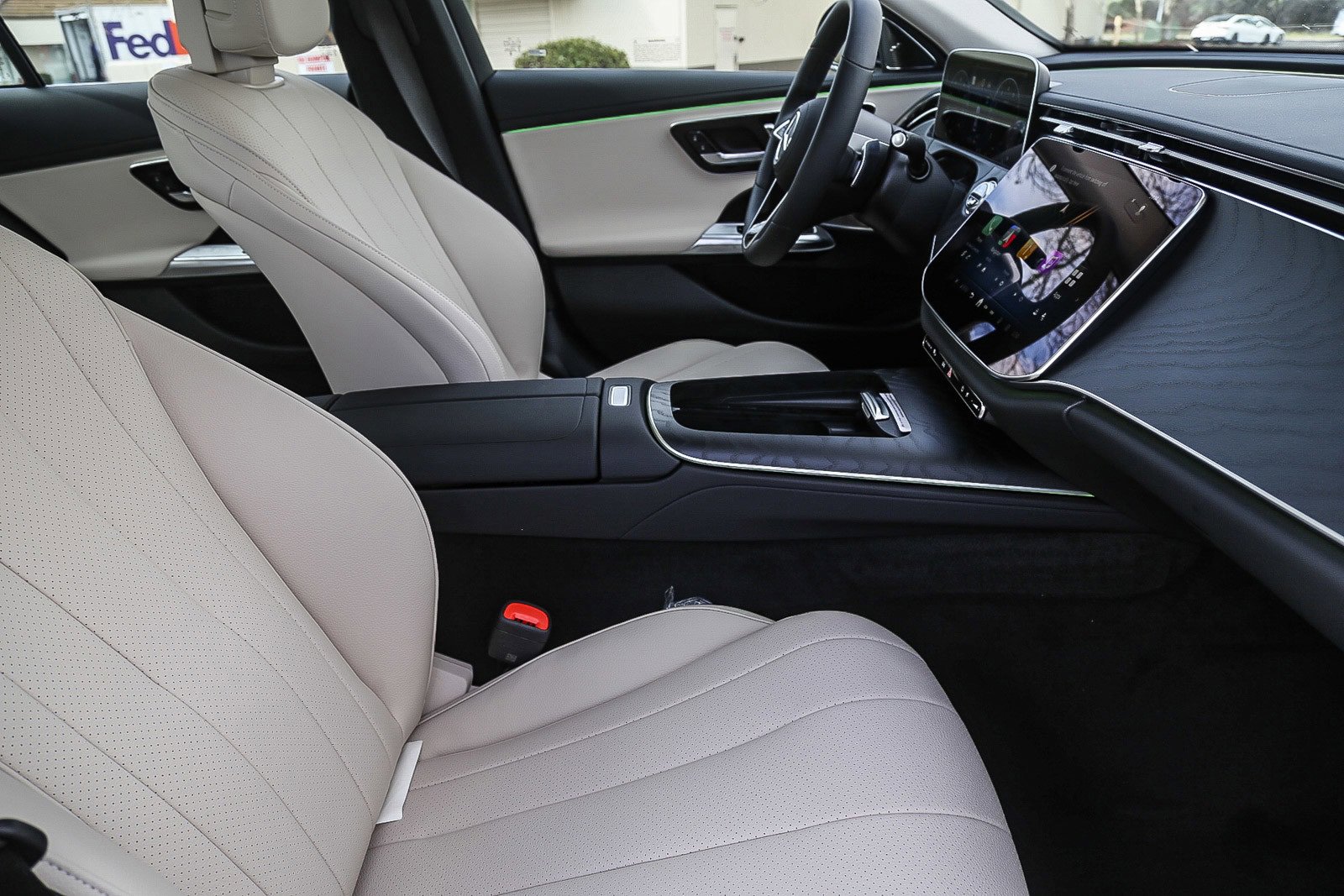 New 2024 Mercedes-Benz E 350 4MATIC Sedan image 14