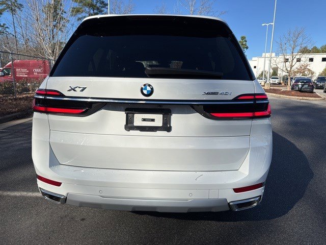 Certified 2024 BMW X7 xDrive40i w/ Premium Package image 13