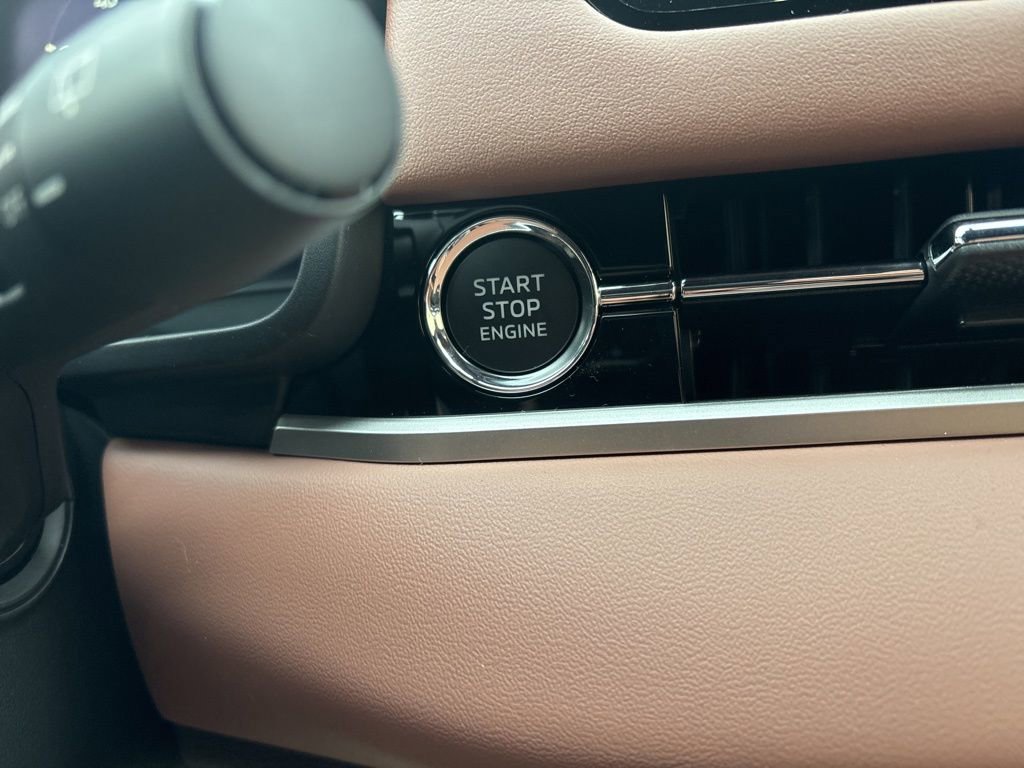 New 2026 Mitsubishi Outlander SEL FWD image 20