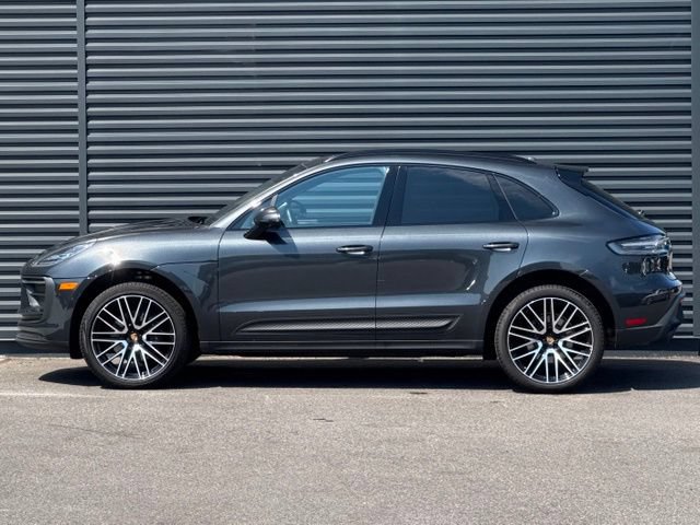 Certified 2026 Porsche Macan AWD/4WD image 2