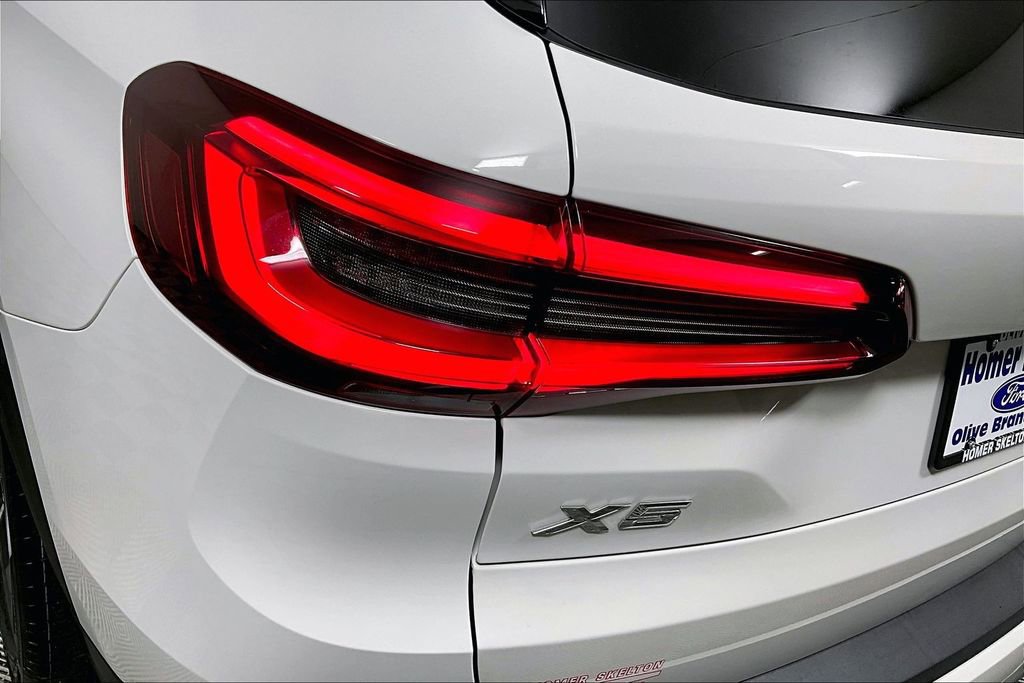 Used 2021 BMW X5 sDrive40i w/ Premium Package 2 image 29