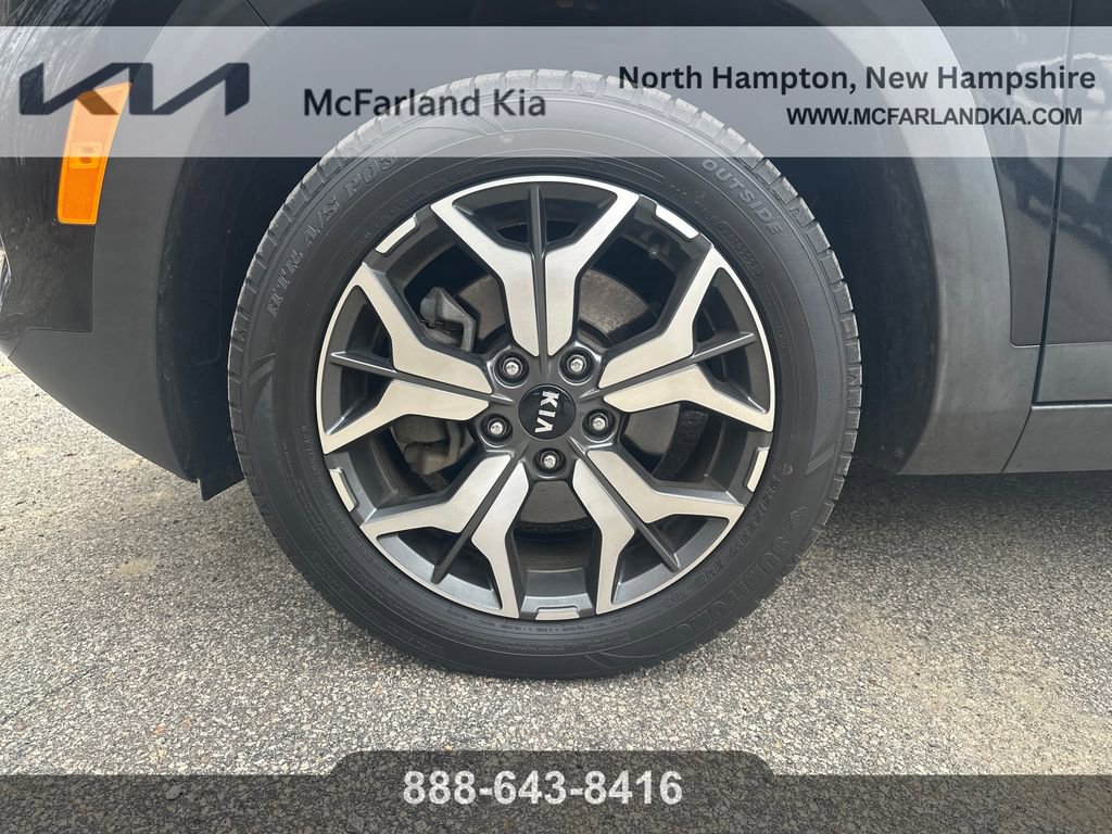 Used 2021 Kia Seltos EX image 11