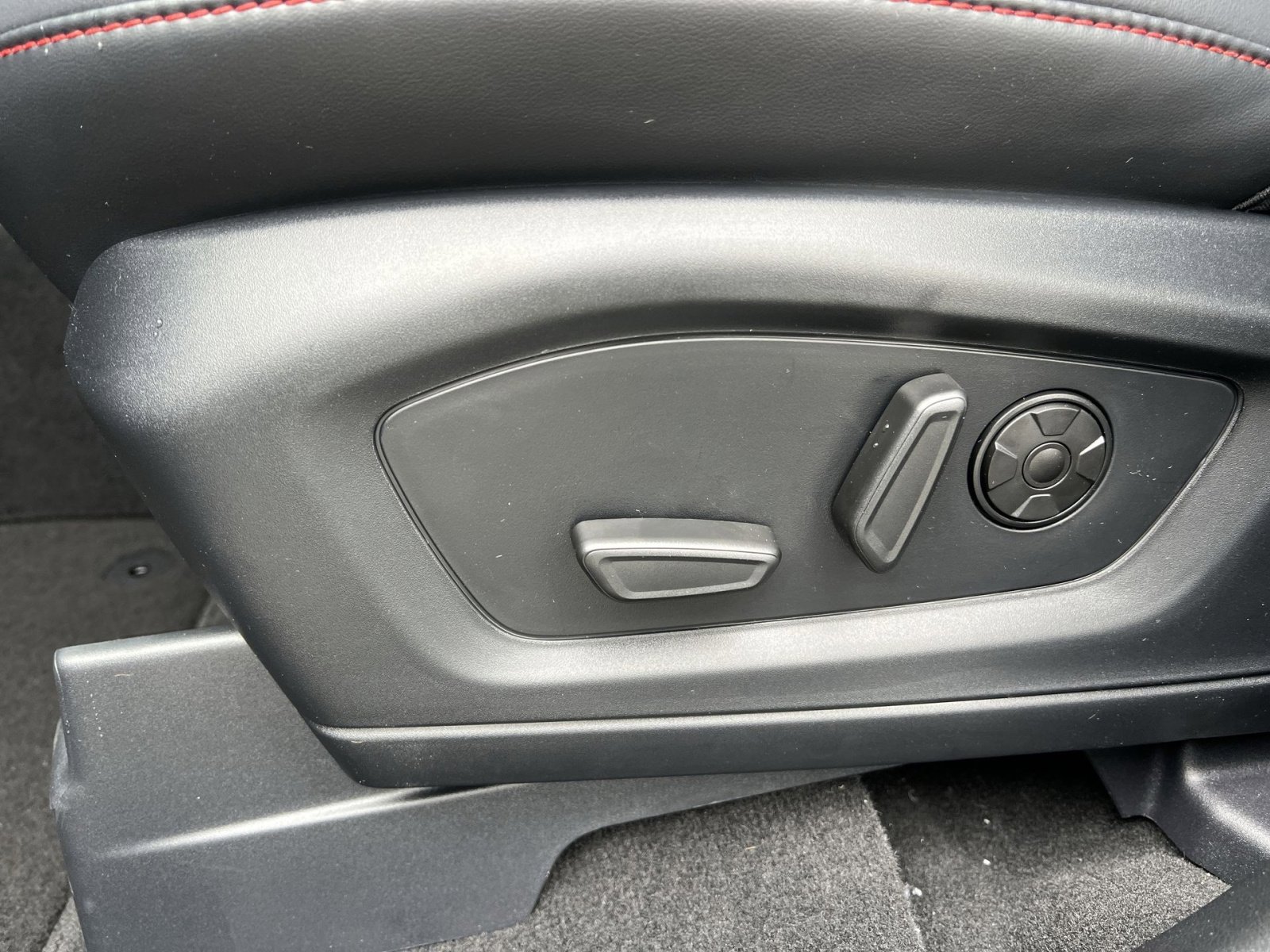 New 2026 Ford Explorer ST w/ Sun And Sound Package image 14