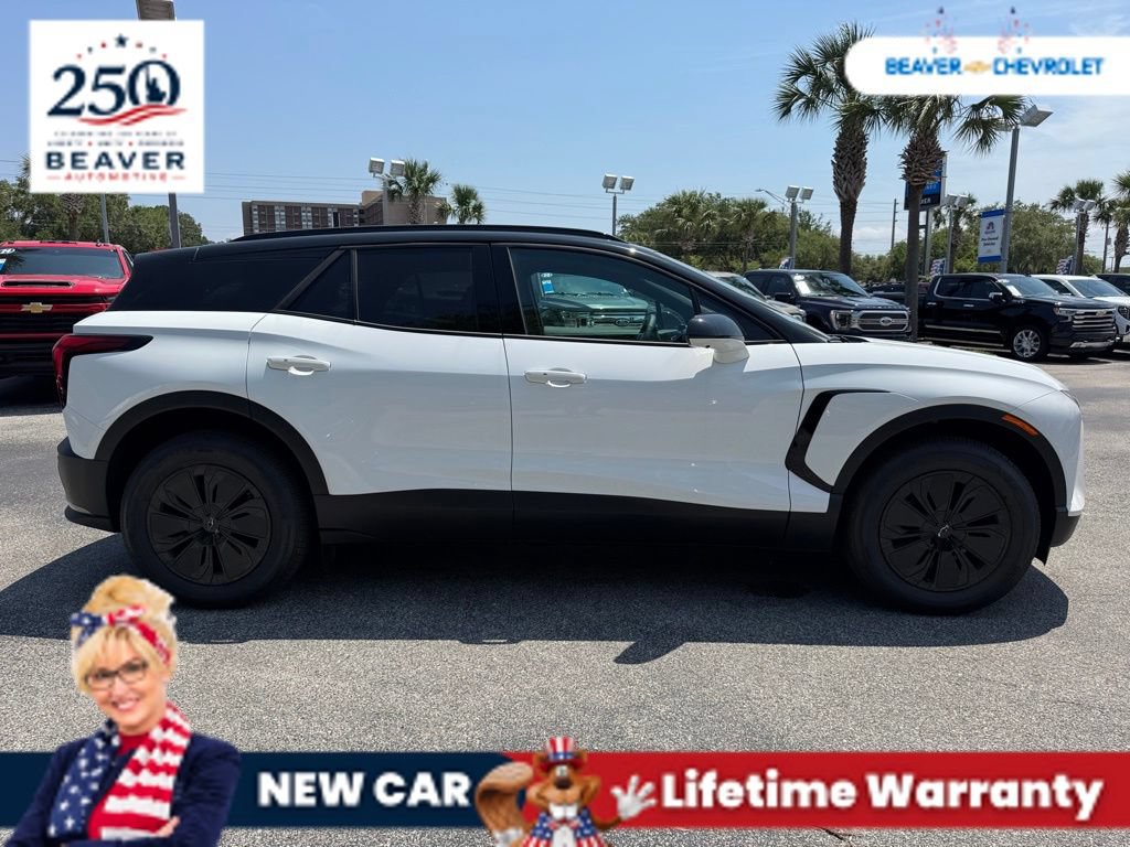 New 2025 Chevrolet Blazer EV LT AWD/4WD image 9
