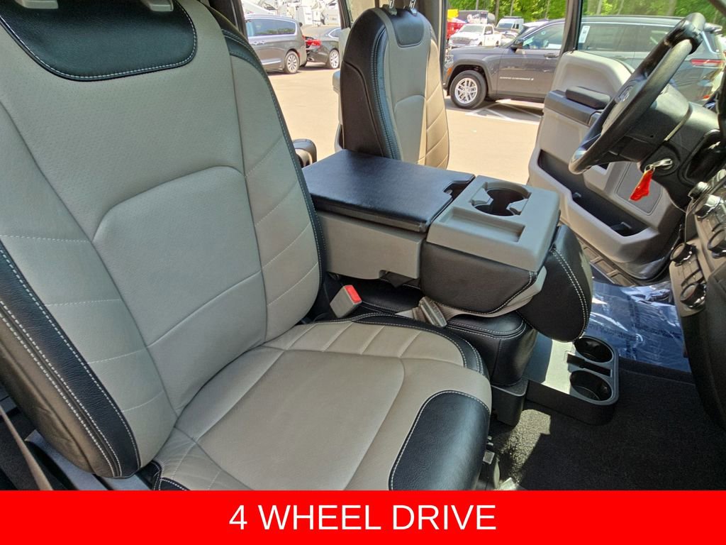 Used 2019 Ford F450 XL w/ STX Appearance Package AWD/4WD image 10