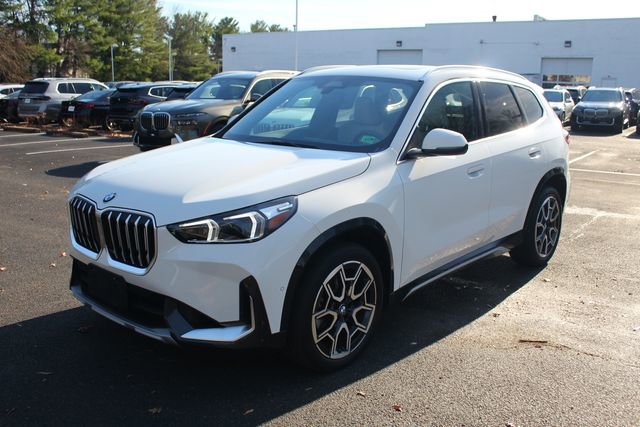Used 2025 BMW X1 xDrive28i w/ Convenience Package image 4