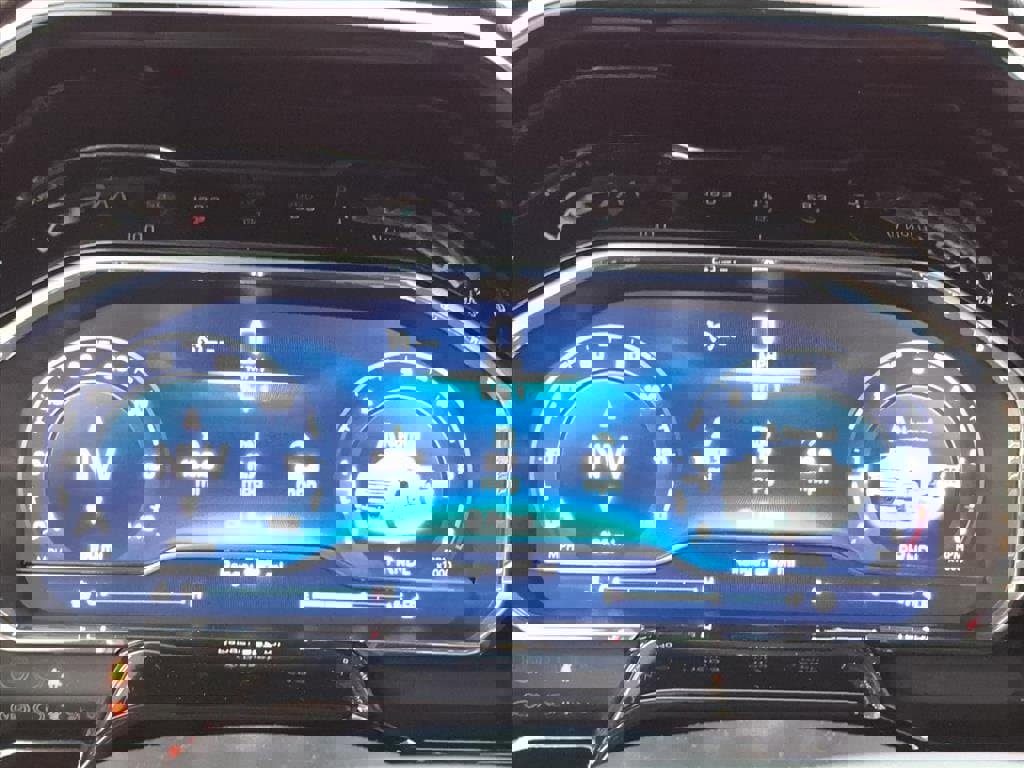 New 2025 Chevrolet Silverado 2500 LT w/ Convenience Package image 21