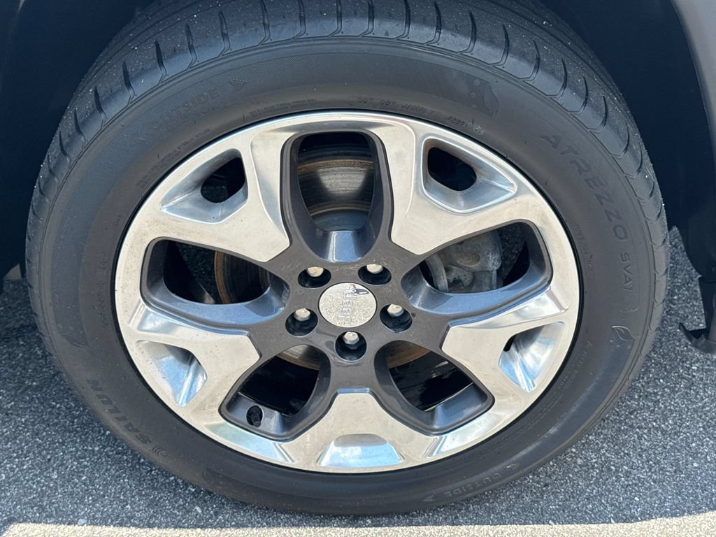 Used 2019 Jeep Compass Limited FWD image 12