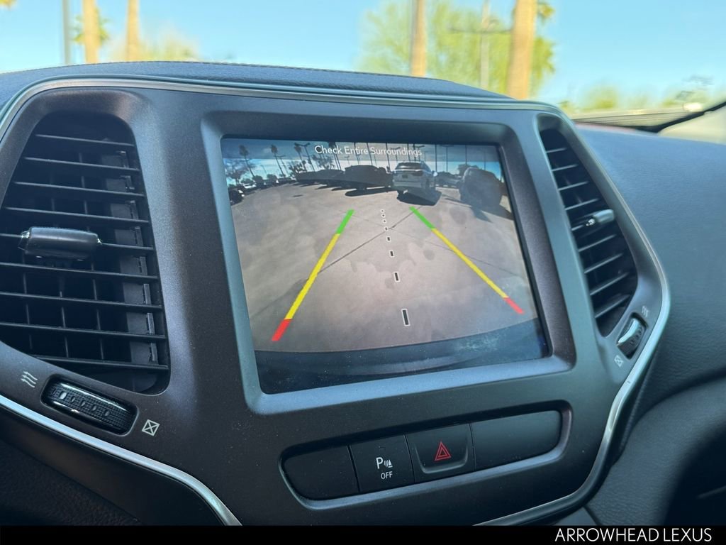 Used 2019 Jeep Cherokee Trailhawk w/ Comfort/Convenience Group image 18