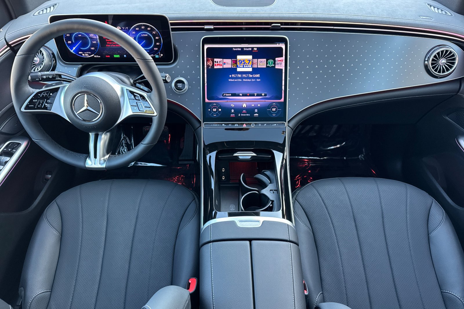 New 2027 Mercedes-Benz EQE 320 4MATIC SUV image 13