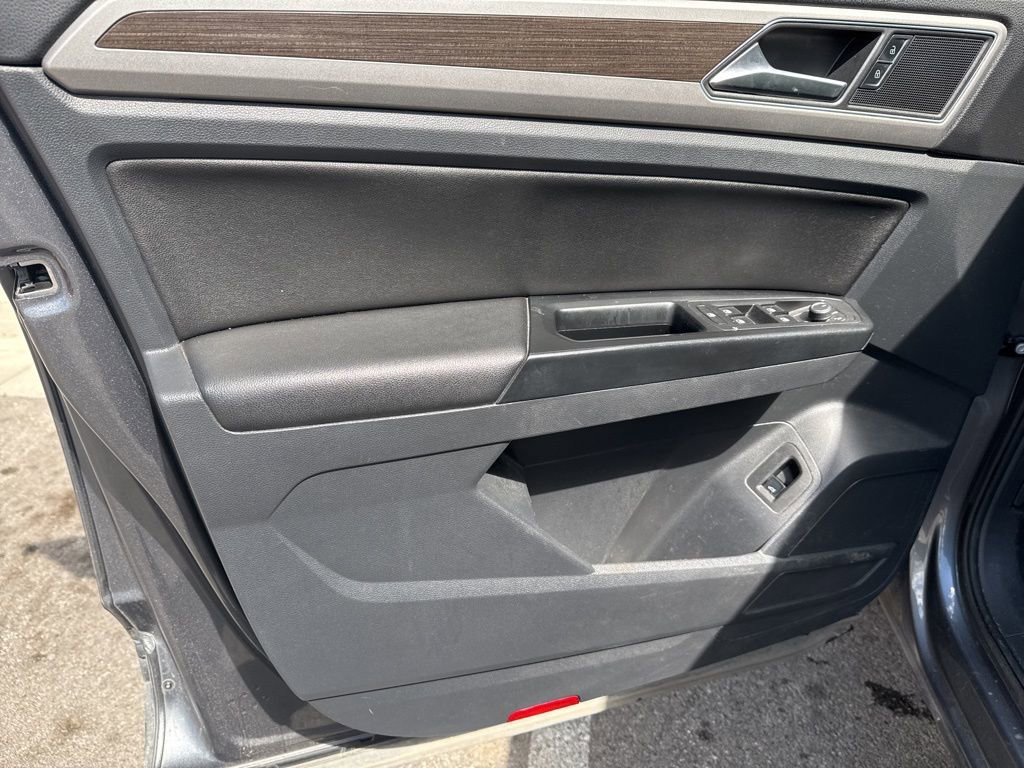 Used 2019 Volkswagen Atlas SEL image 15